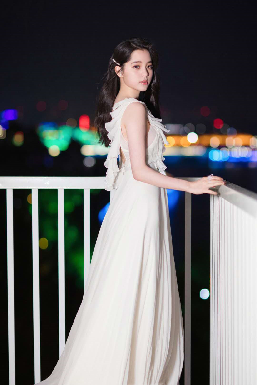 明星礼服—欧阳娜娜